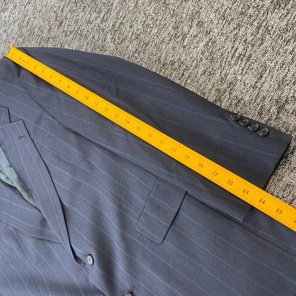 Hart Schaffner Marx Mens 40R Vintage Navy Pinstripe Wool Blazer USA Union Made